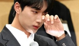 韩国男团爆料娱乐圈,韩国男团爆料背后的惊人真相