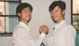 明星爆料小时候糗事视频,揭秘明星小时候的尴尬糗事瞬间